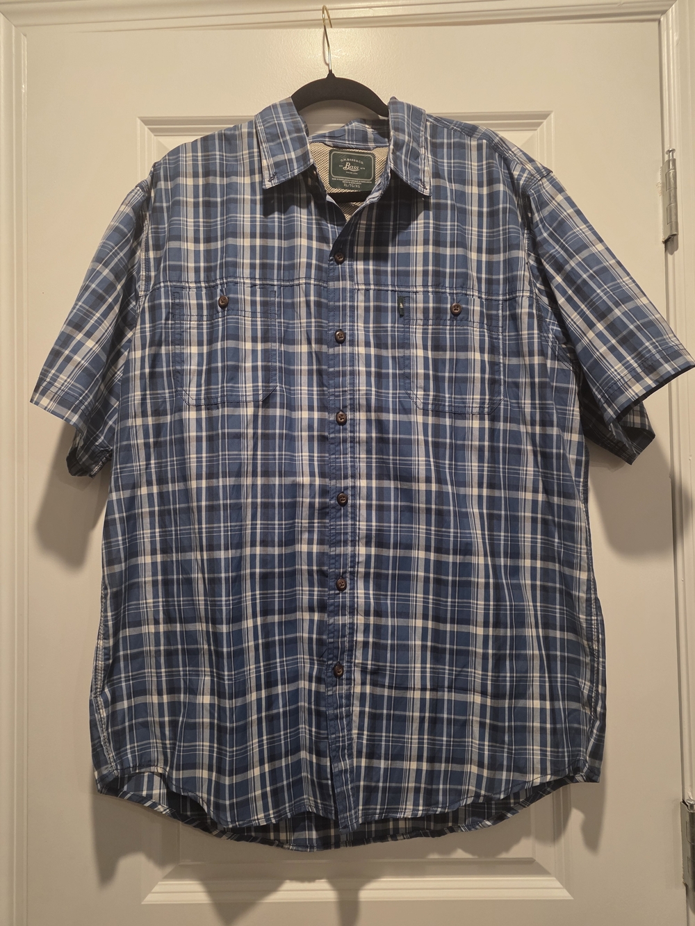 G.H. Bass & Co. Blue and White Plaid Short-Sleeve Button-Down Shirt XL